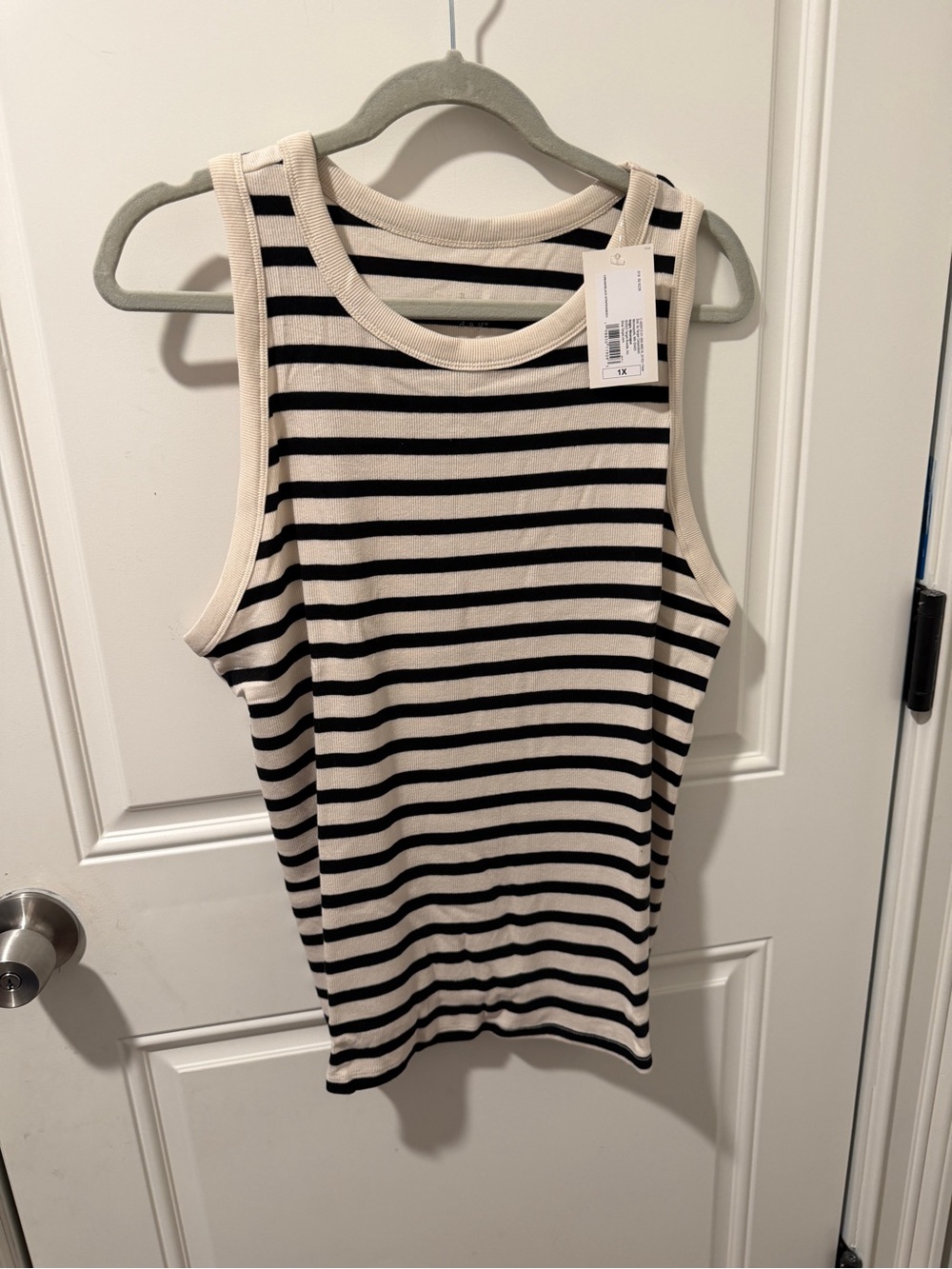 Target Black & Cream Striped Tank Top size 1X NWT